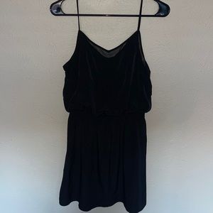 Black simple dress